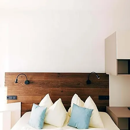 Blumegg 3* Хермагор